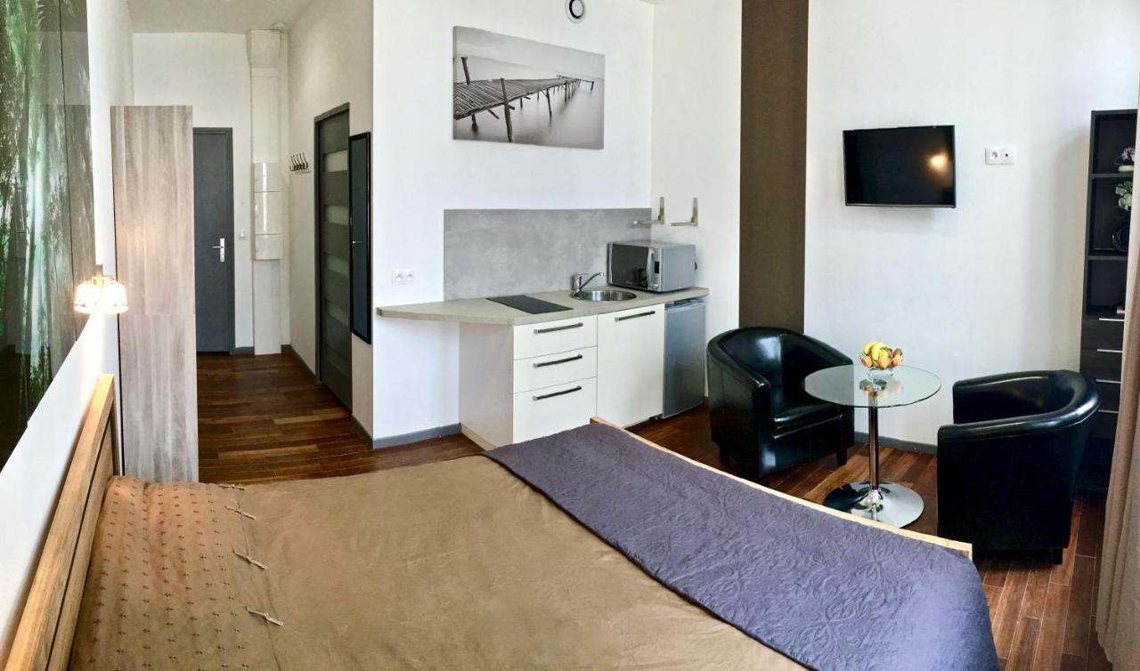 Little Plaza Appart'Hotel リール エクステリア 写真